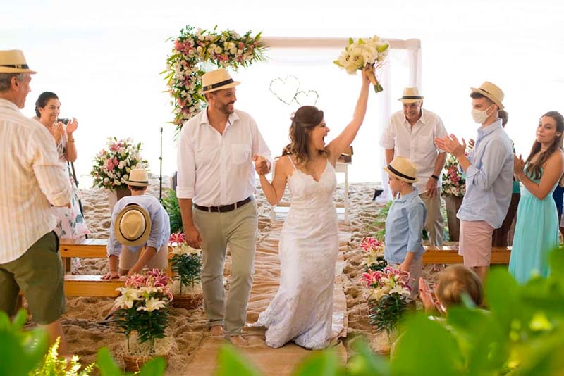 Hellen Nogueira Assessoria casamento na praia